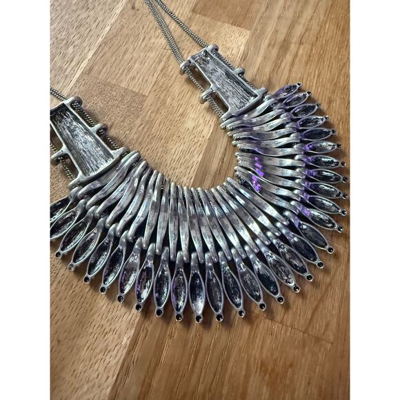 Handcrafted Tharu People Silver Alloy Multi-string Chain Bib Necklace - Picture 4 of 7